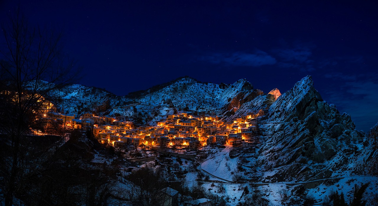 castelmezzano, town, illuminated
