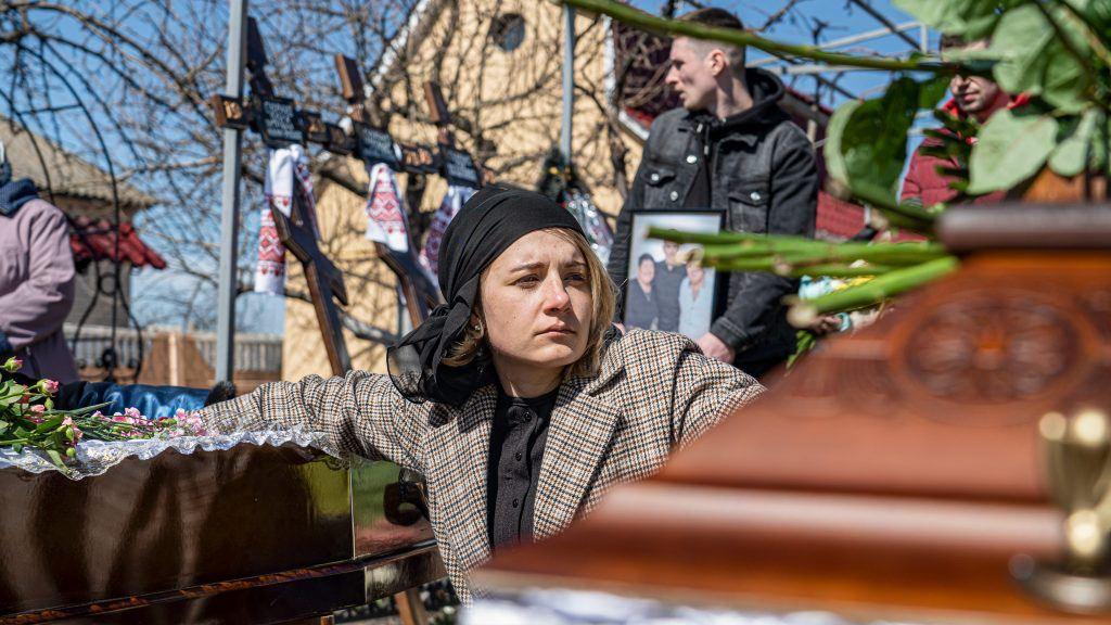 Daughter mourns favored ones killed in Kyiv Oblast: ‘Humans can’t build what they did to my family’
