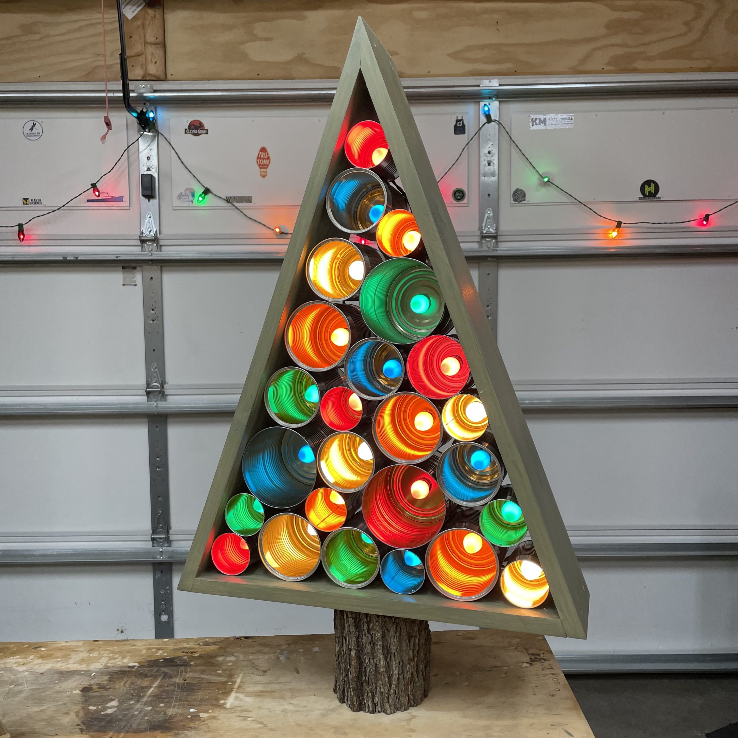I made a festive tin-can tree holiday decoration.