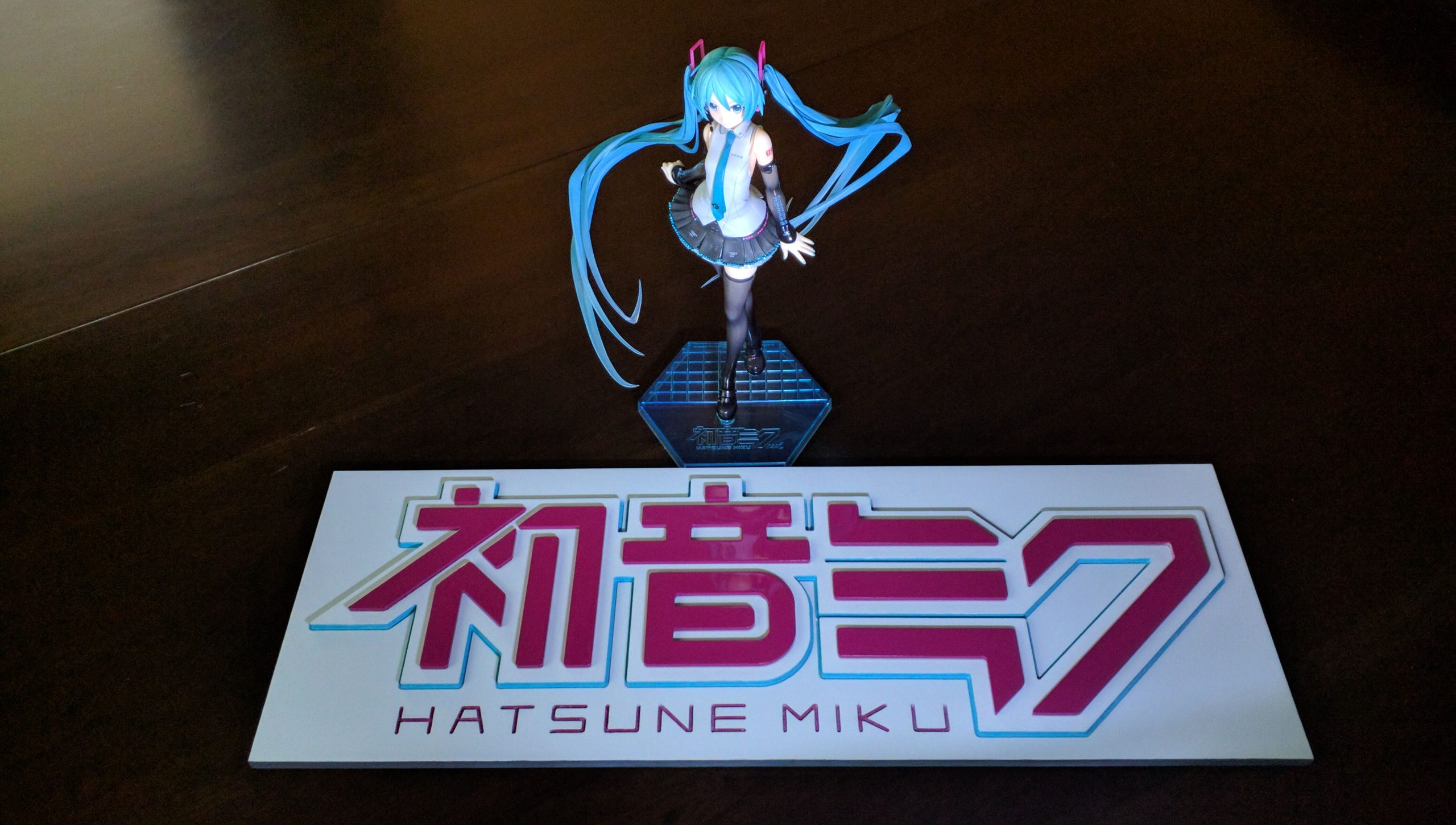 Hatsune Miku Vocaloid 3 emblem – put-it-yourself