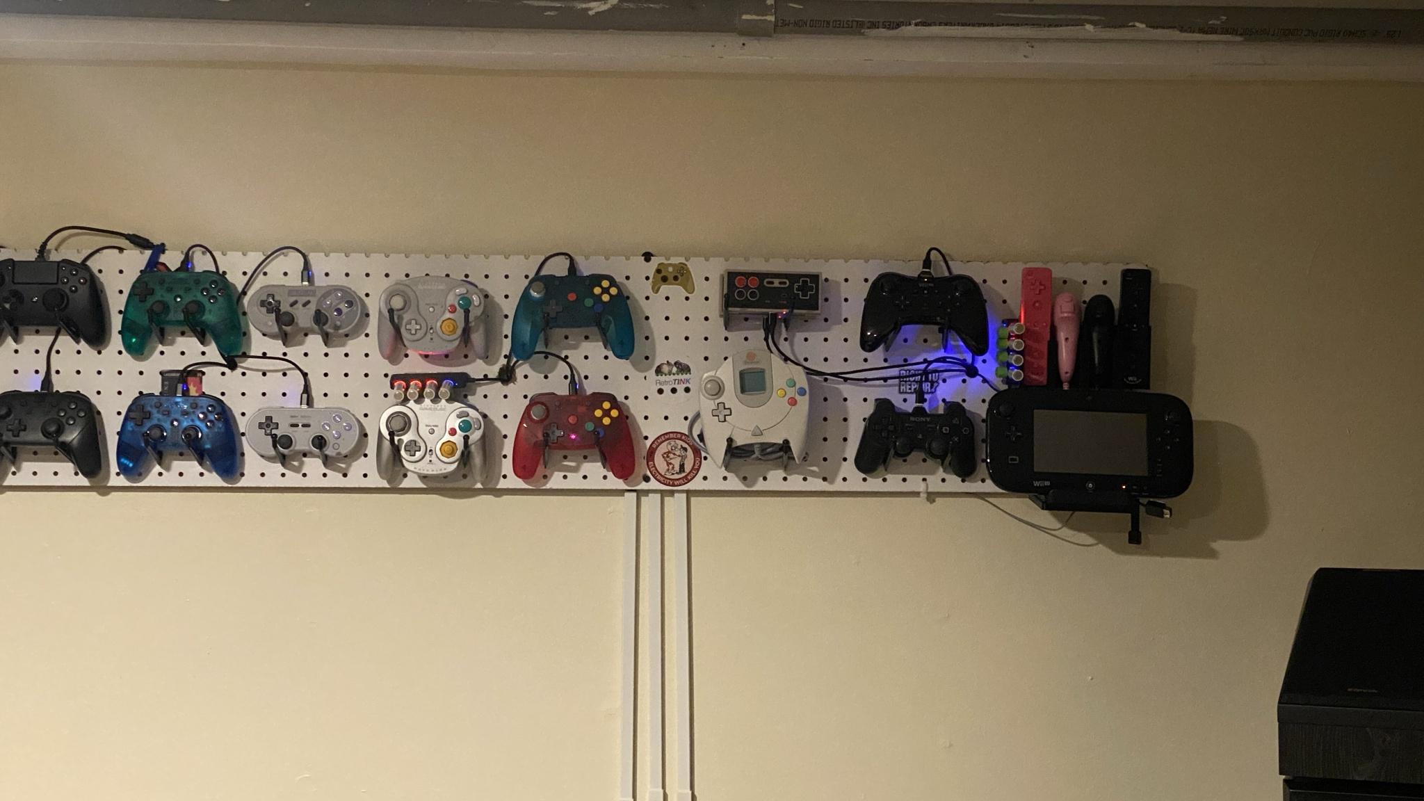 Made a thing for my controllers!