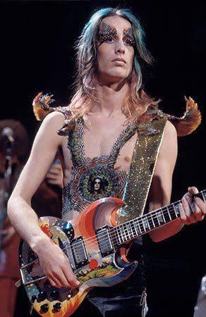 Chuffed 73rd Birthday to the musical pioneer Todd Rundgren. After his chart-climbing hits as a singer-songwriter (Whats up It’s Me, I Saw the Light, Bang on the Drum, and We Gotta’ Get You a Girl)