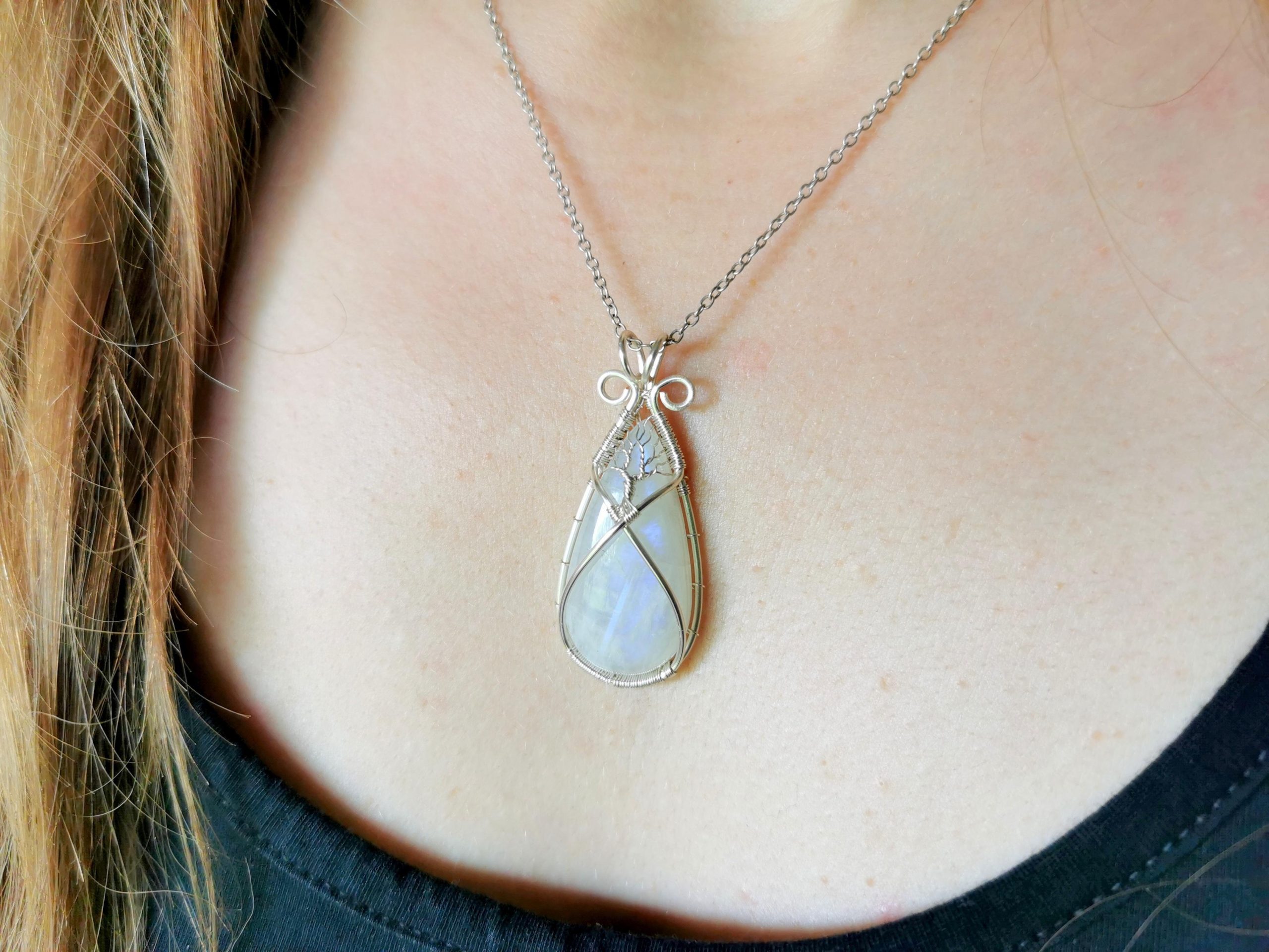 I made a tree pendant with a moonstone.