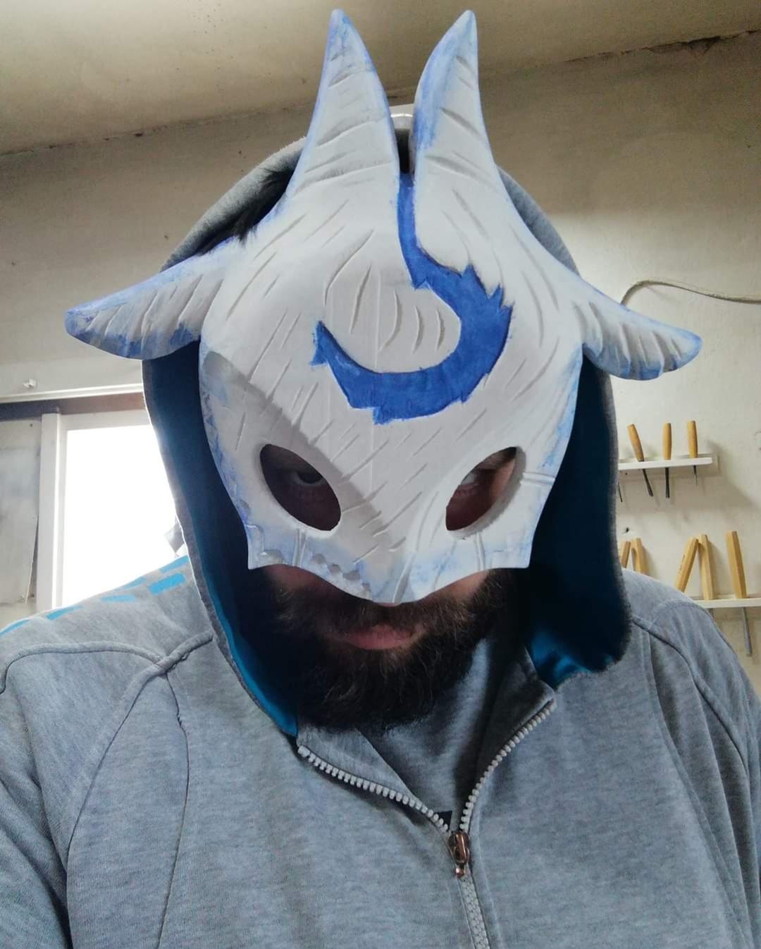 Valid performed my Kindred masks from League of Legends