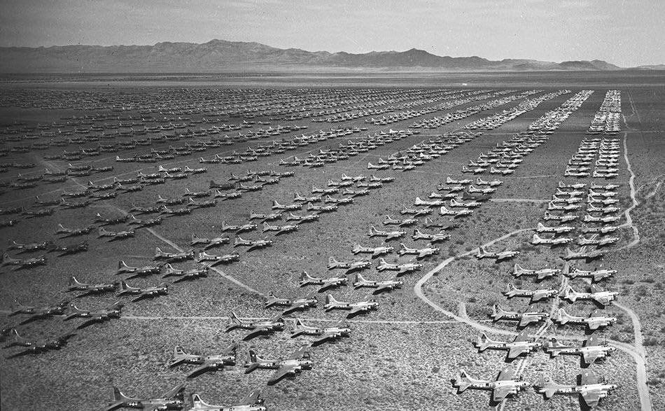 Cemetery of 7,000 plane left over from World Battle II, Arizona, 1946.